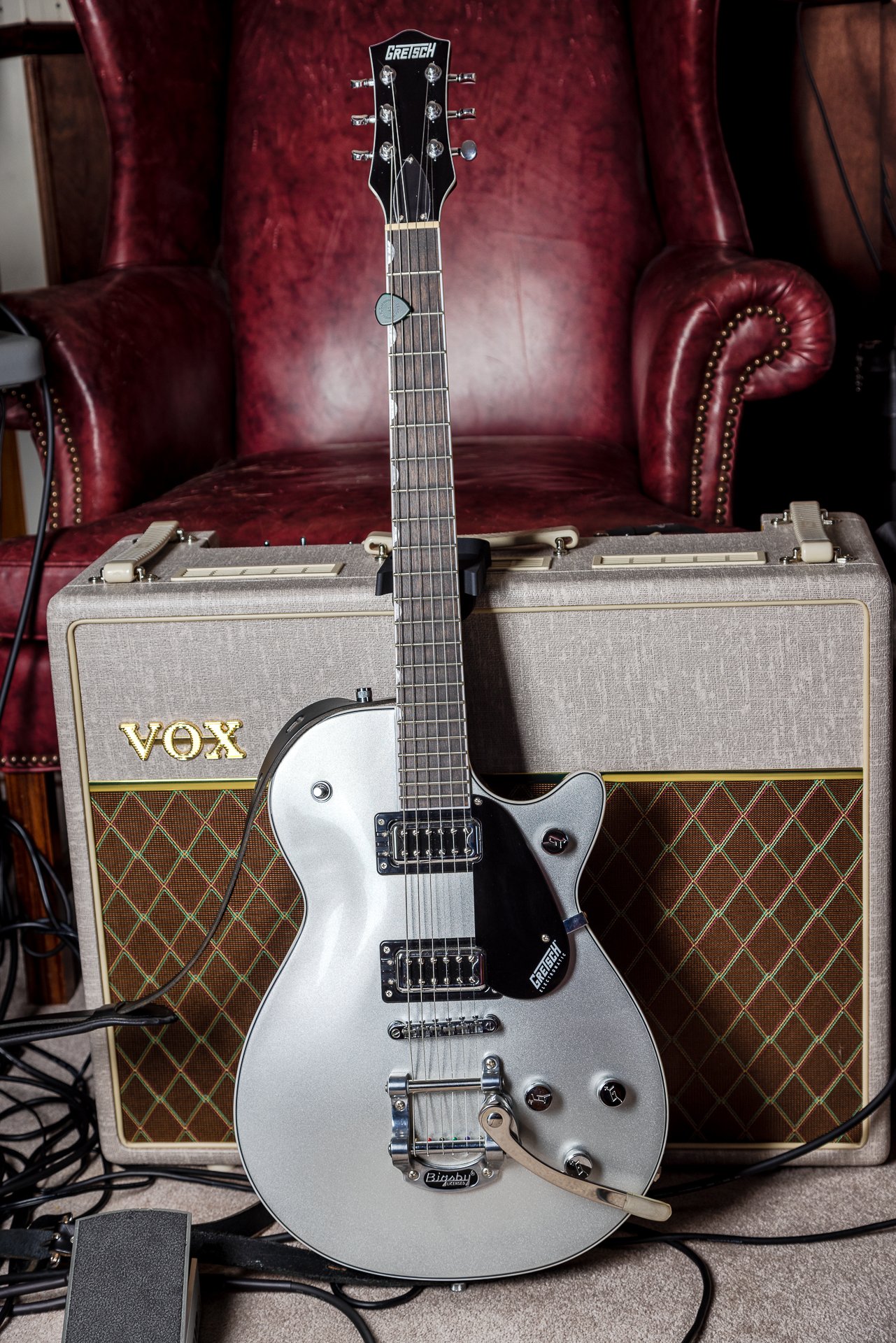 Review : A Used Find - Gretsch Electromatic Silver Jet — That